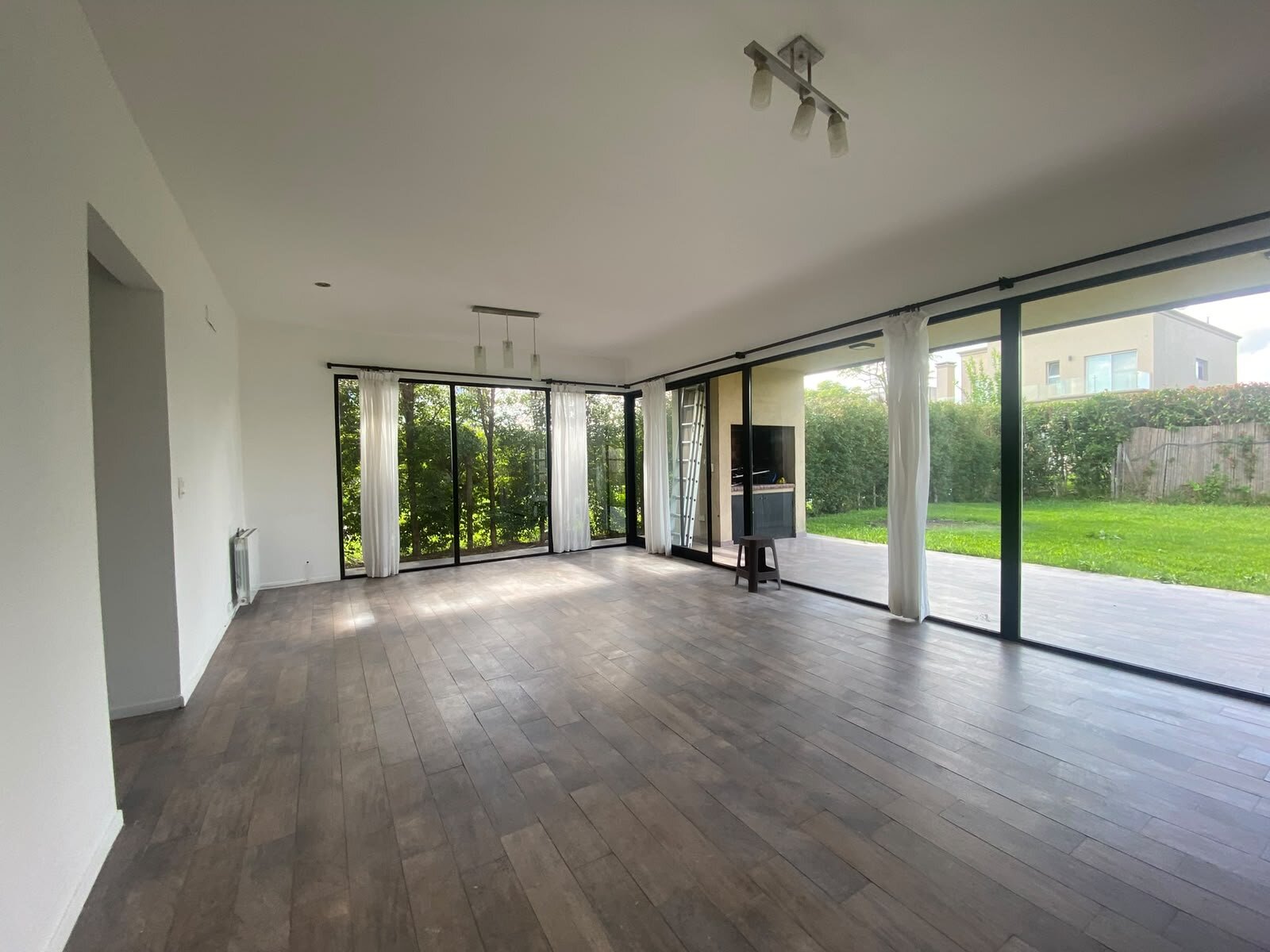 VENTA CASA 5AMB EN SAN ALFONSO PILAR DEL ESTE - 22