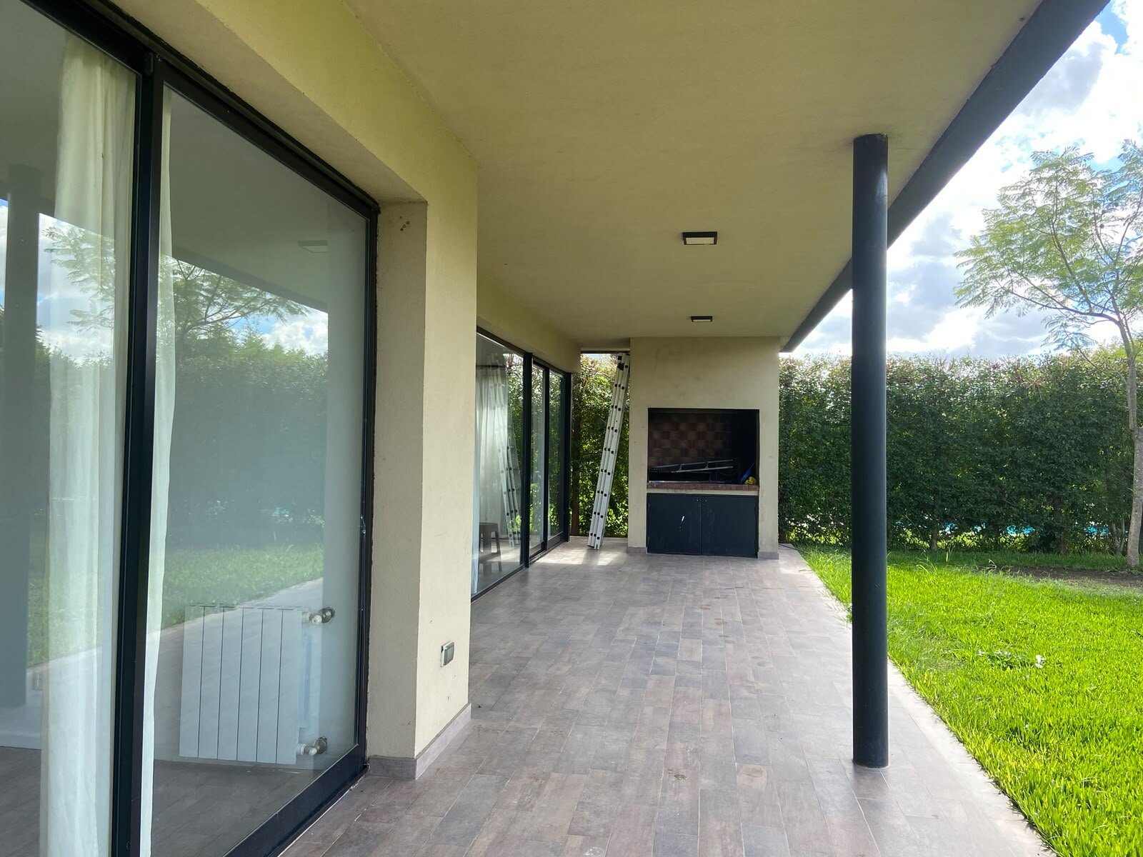 VENTA CASA 5AMB EN SAN ALFONSO PILAR DEL ESTE - 3