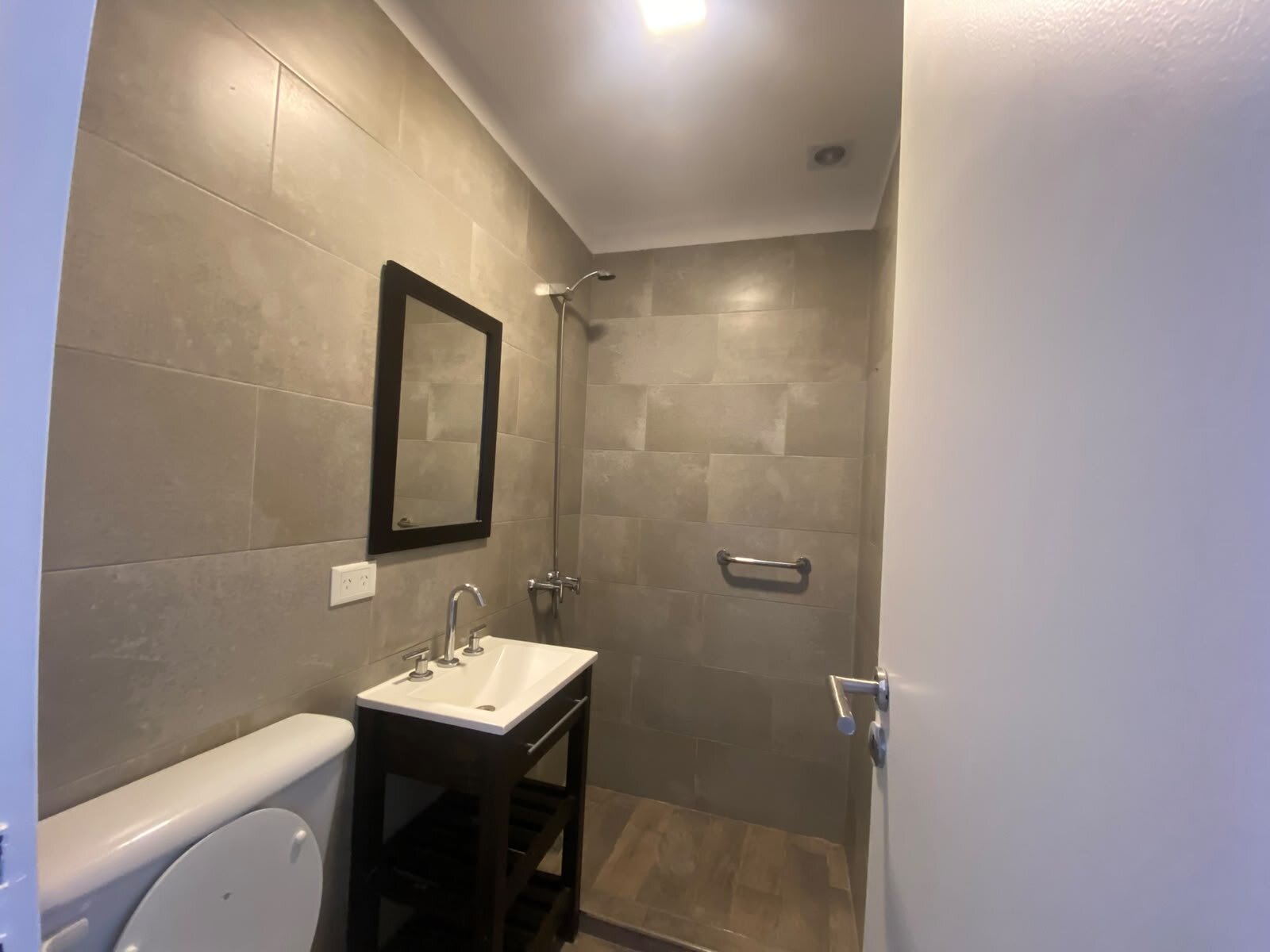 VENTA CASA 5AMB EN SAN ALFONSO PILAR DEL ESTE - 20