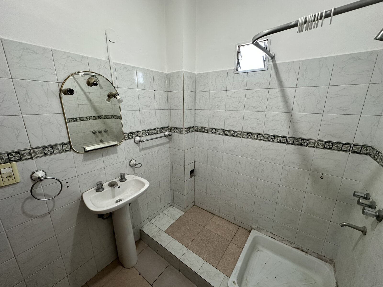 DEPARTAMENTO 2 AMBIENTES - 11