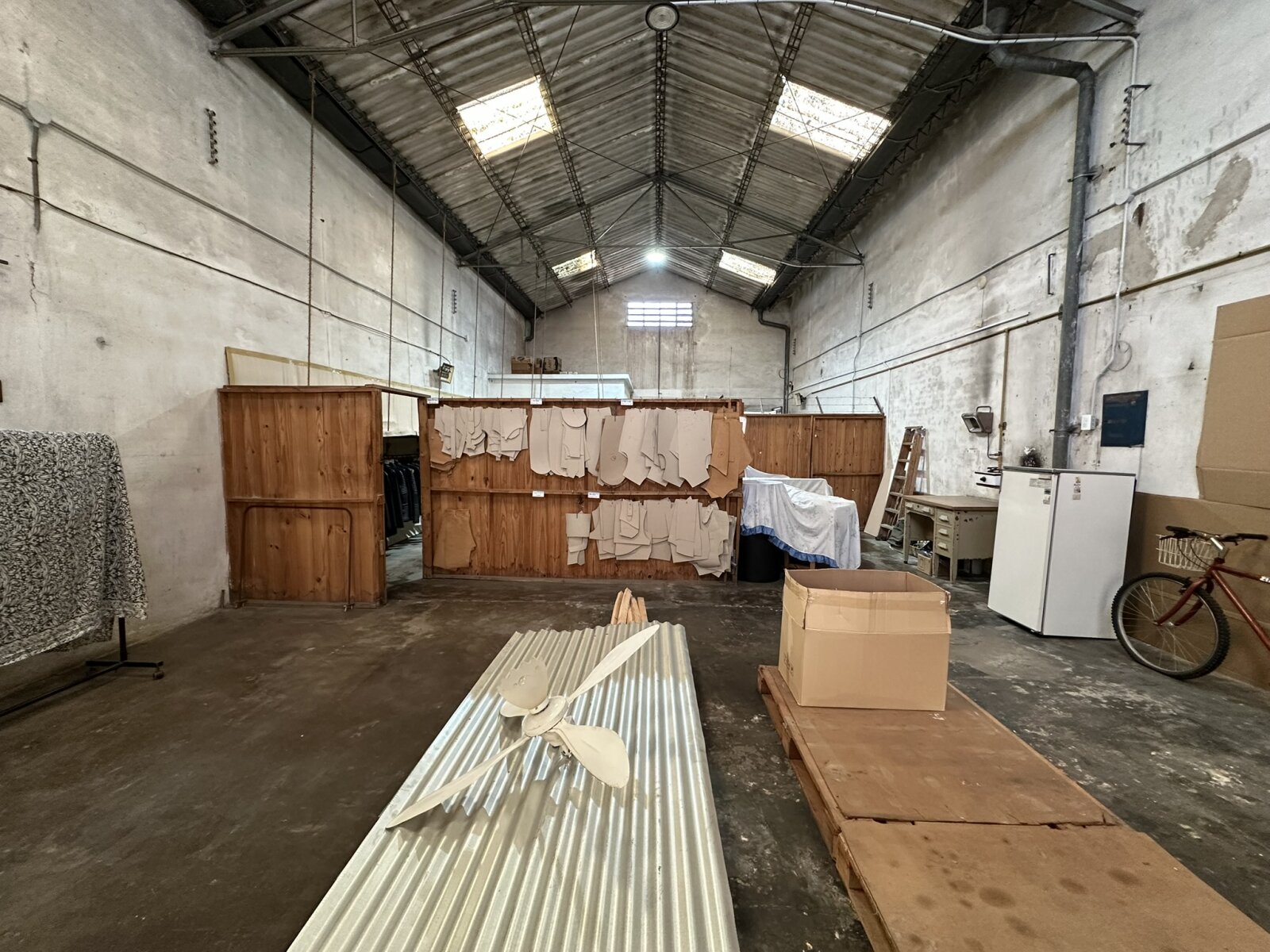 GALPÓN / DEPOSITO DE 200M2 APROX. - 11