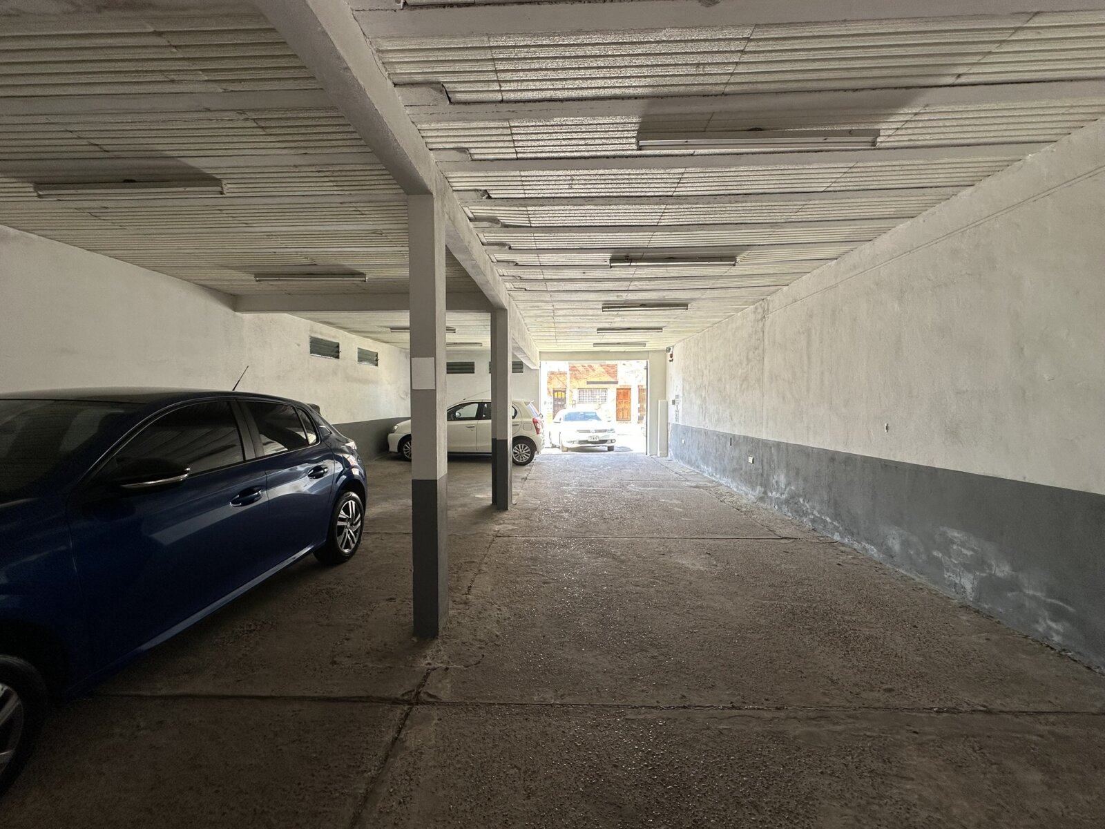 GALPÓN / DEPOSITO DE 200M2 APROX. - 3