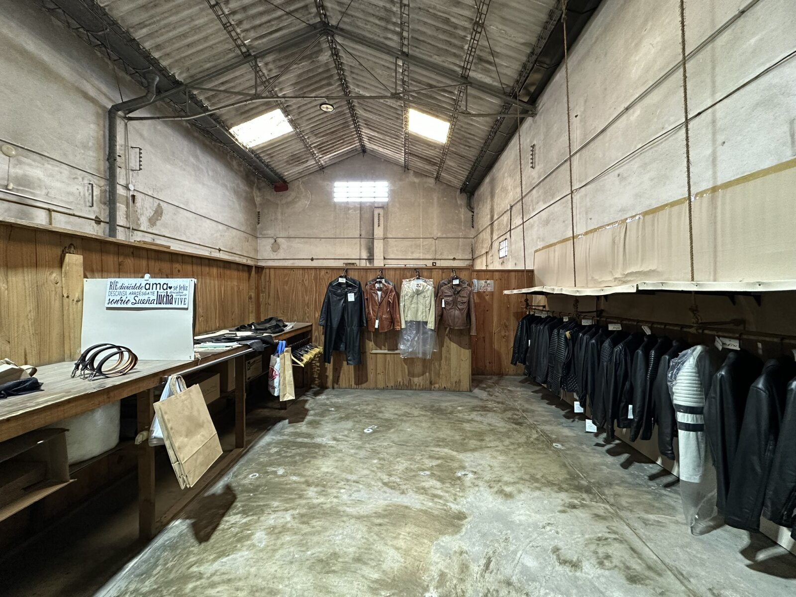 GALPÓN / DEPOSITO DE 200M2 APROX. - 9