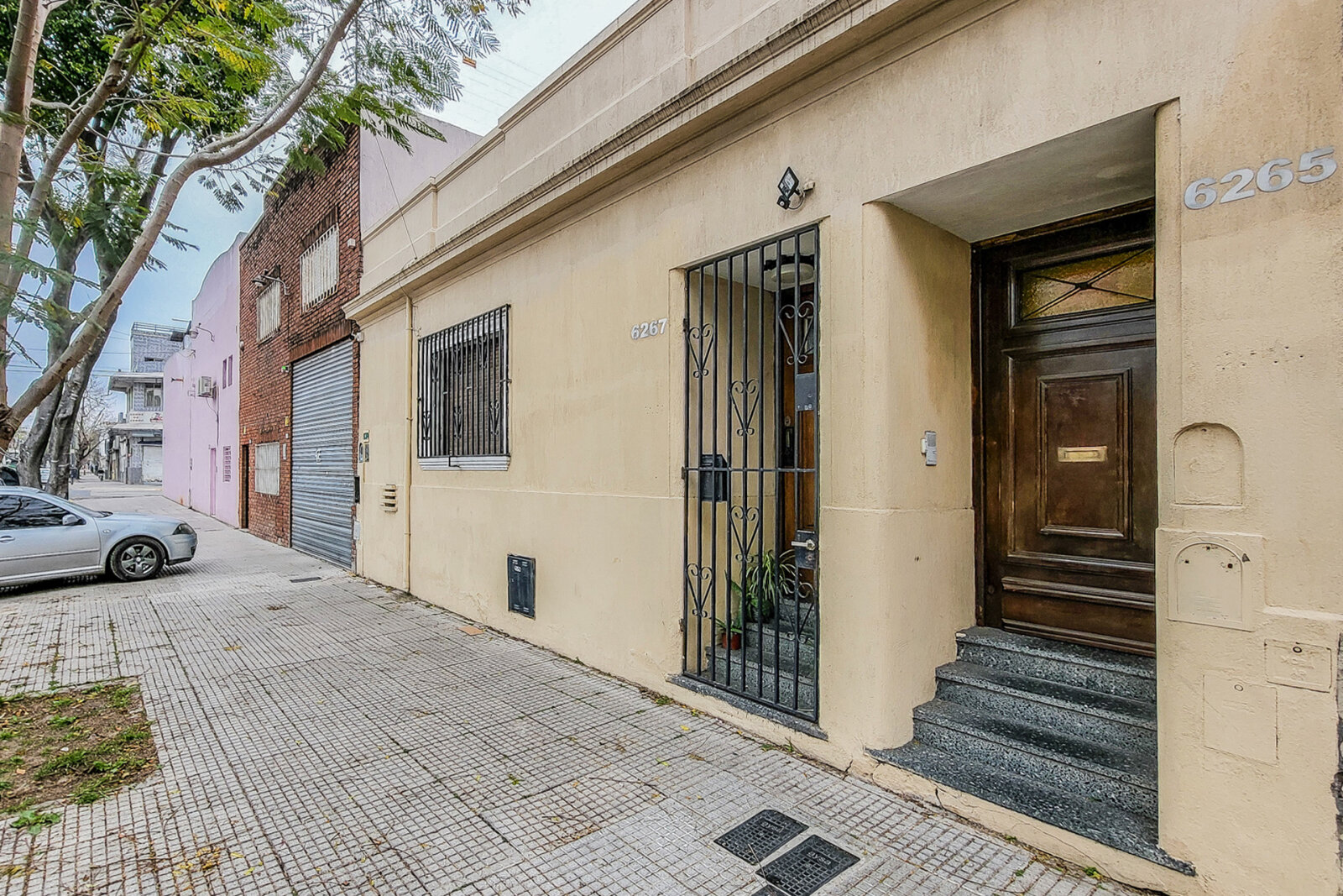 PH 4 AMBIENTES . PATIO Y TERRAZA PROPIA . SIN EXPENSAS - 2