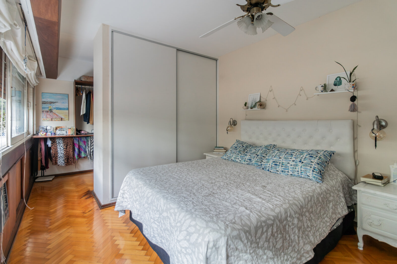 Departamento tipo Duplex de 4 ambientes al contrafrente sobre avenida Salvador M. del Carril - Devoto - 24