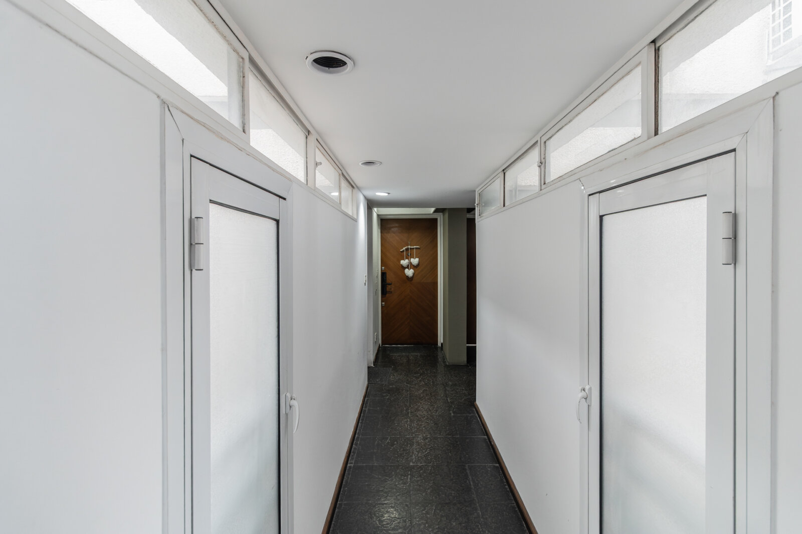 Departamento tipo Duplex de 4 ambientes al contrafrente sobre avenida Salvador M. del Carril - Devoto - 46