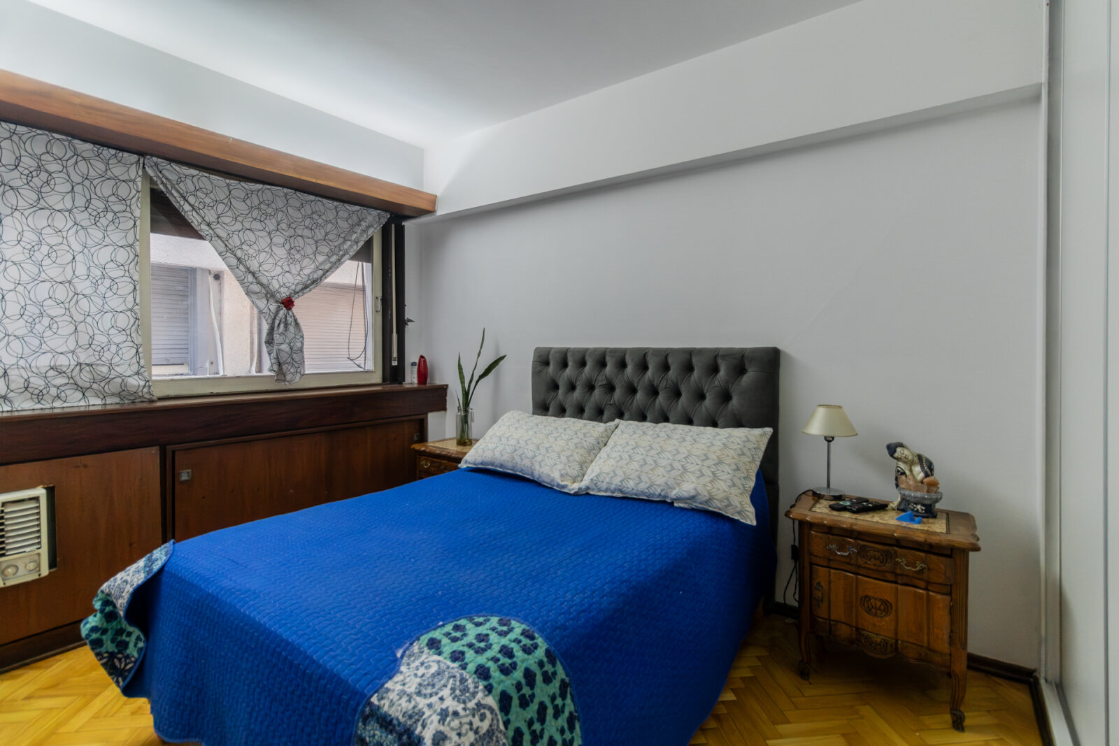 Departamento tipo Duplex de 4 ambientes al contrafrente sobre avenida Salvador M. del Carril - Devoto - 30