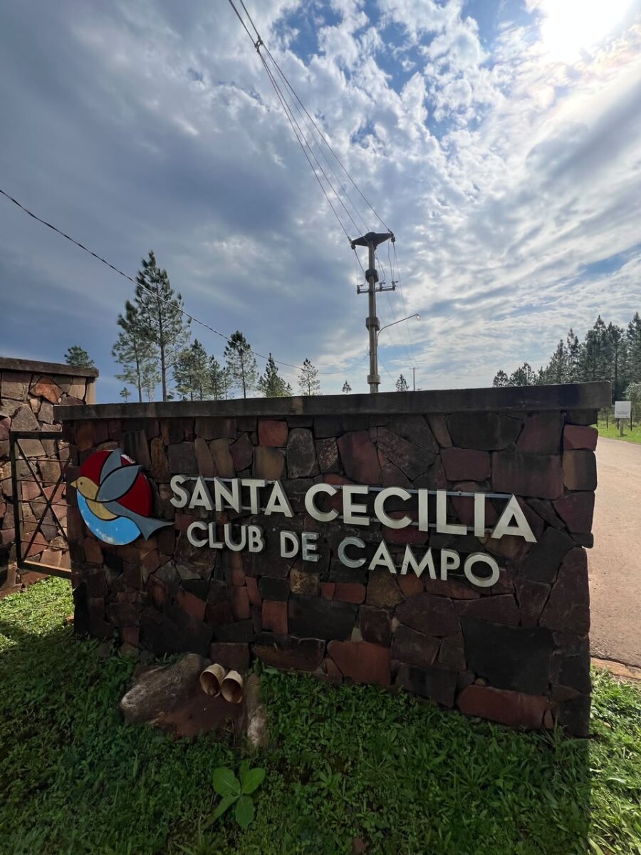 Terreno / Lote en Club de Campo / Barrio Privado en Candelaria Misiones en Club de Campo Santa Cecilia - 11