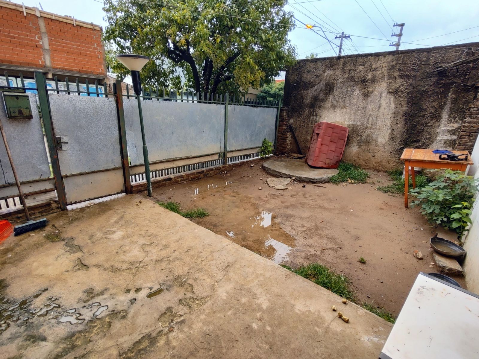 Venta Casa con parque y garage en Castelar - 4