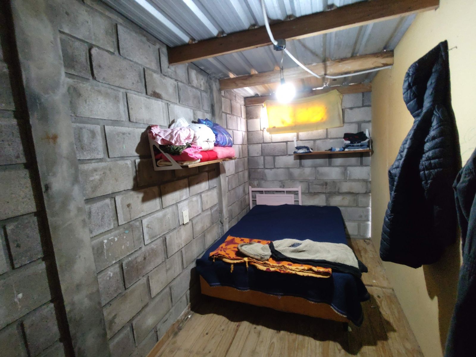 Venta Casa con parque y garage en Castelar - 15
