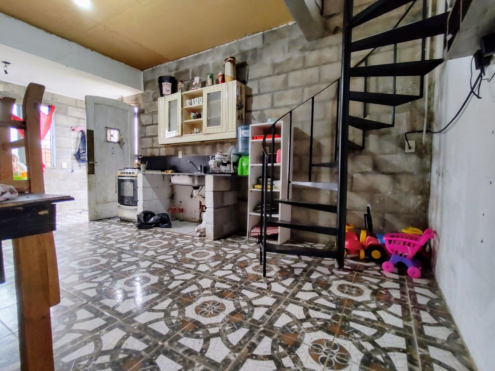 Venta Casa con parque y garage en Castelar - 7