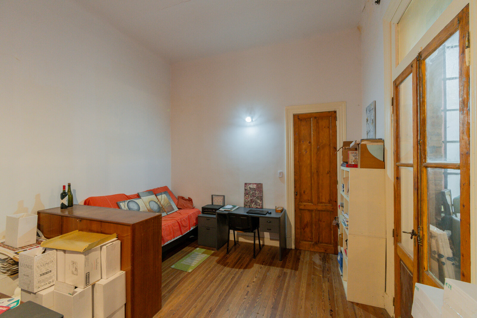 Venta. PH 5 ambientes con entrada independiente. local. Expensas bajas. Patio. Almagro - 5