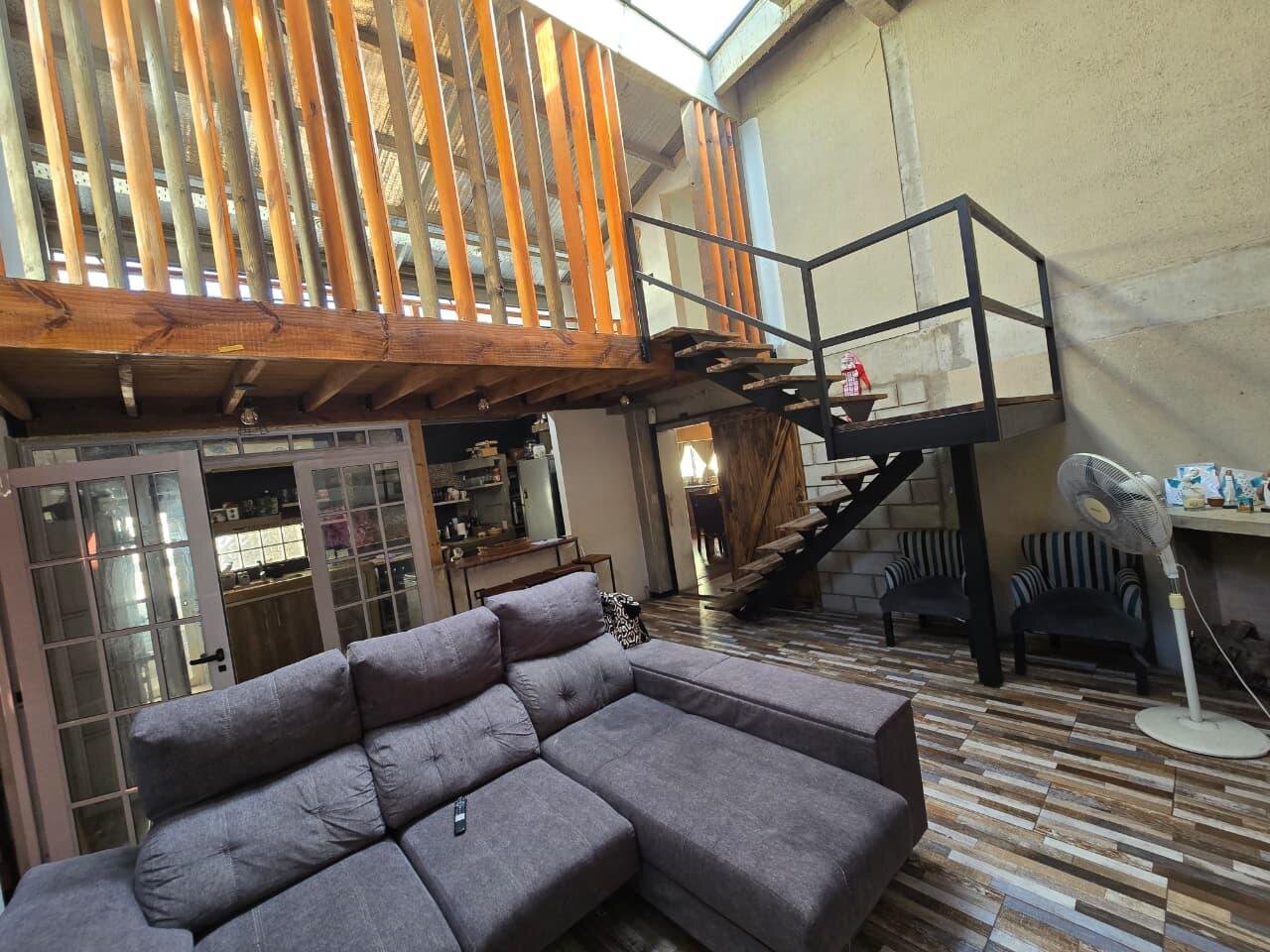 CASA EN VENTA 4 AMBIENTES CON PILETA EN SAN ANTONIO DE PADUA — foto 3
