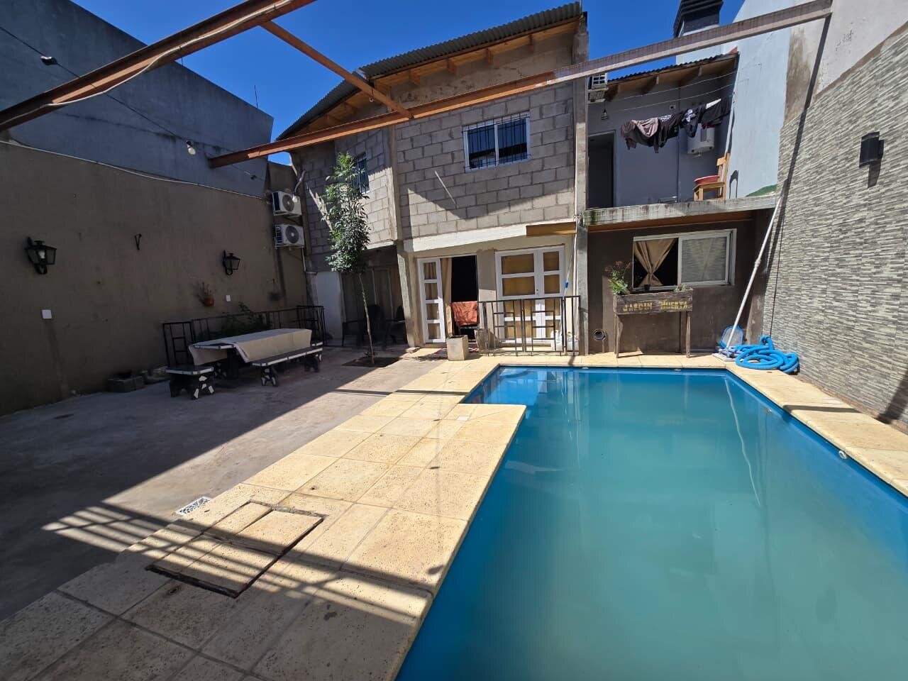 CASA EN VENTA 4 AMBIENTES CON PILETA EN SAN ANTONIO DE PADUA - 28
