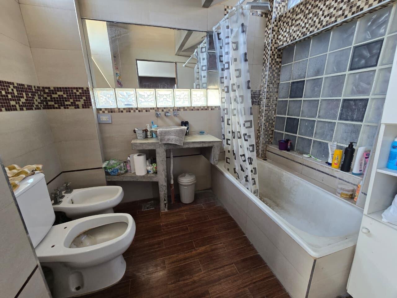 CASA EN VENTA 4 AMBIENTES CON PILETA EN SAN ANTONIO DE PADUA - 20