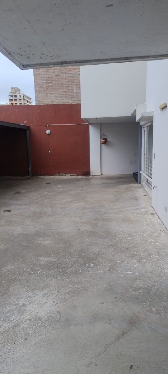 Venta - cochera cubierta - barrio Echesortu, Rosario. - 2