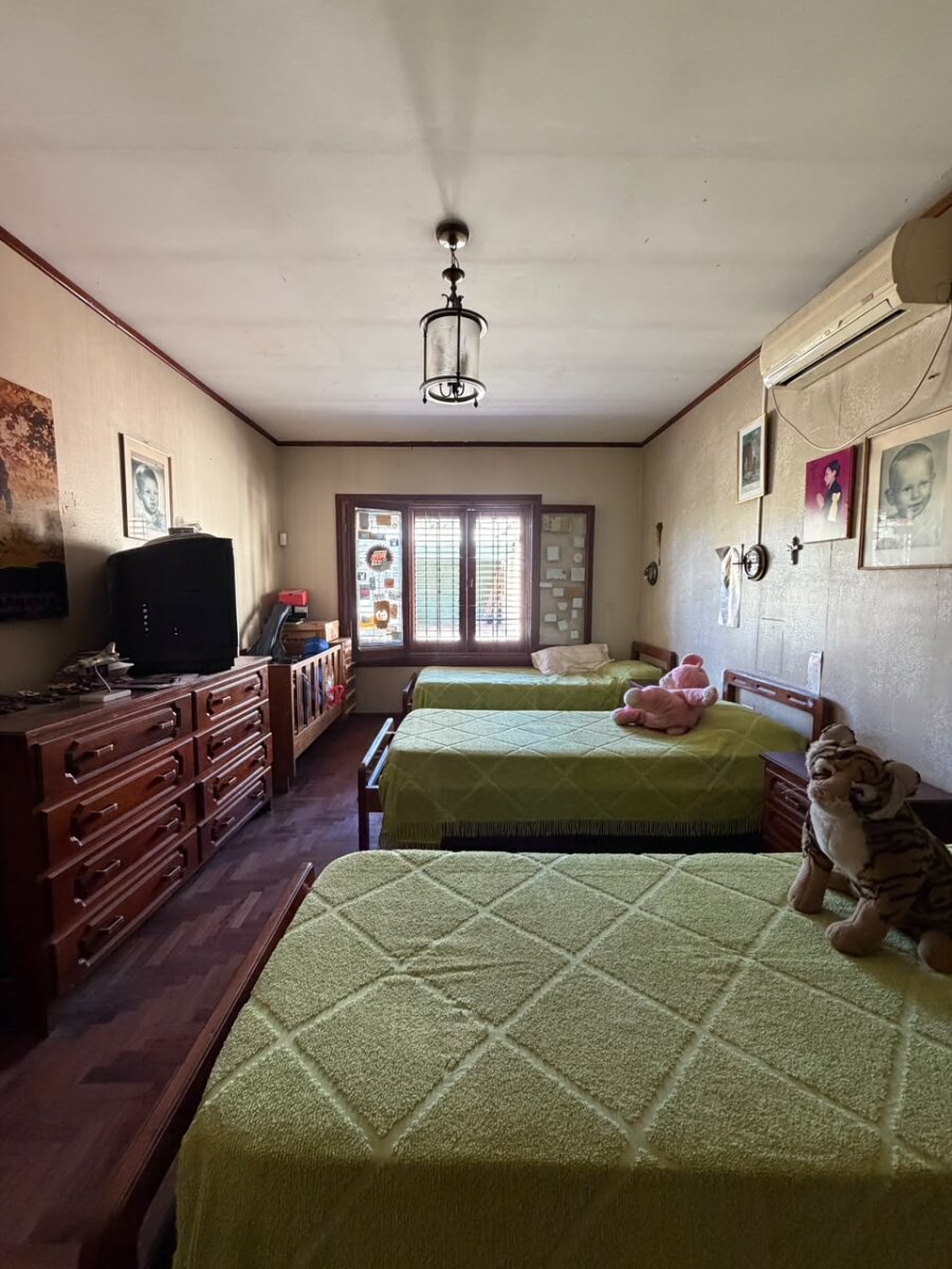 Hermosa Casa en Venta, B° Rosedal, terreno amplio. - Imagen 14