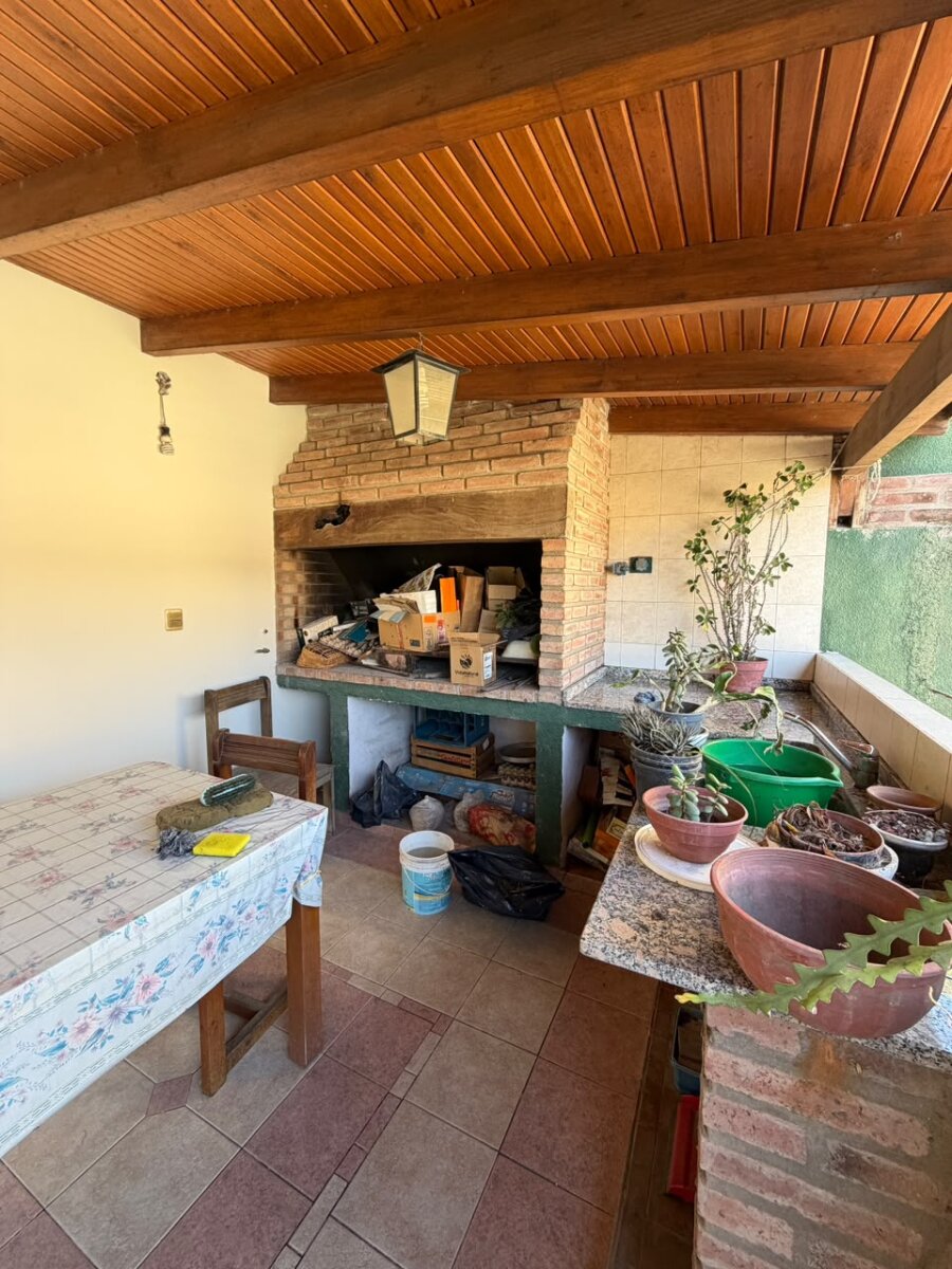 Hermosa Casa en Venta, B° Rosedal, terreno amplio. - Imagen 31