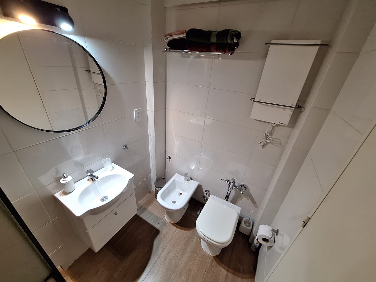 Barrio Norte, Uruguay y M.T.de Alvear, 1 amb, 35m2, u$s 450 + expensas ( $200,000) + servicios. 12-10-26 — foto 13