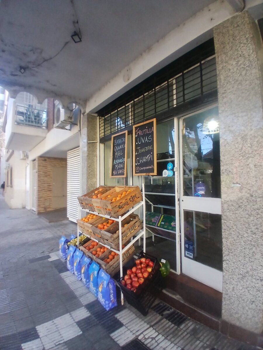 LOCAL COMERCIAL EN VENTA - 2
