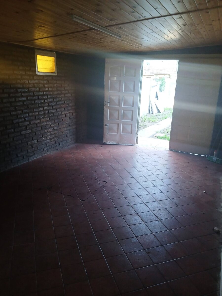 CASA EN VENTA DE 2 DORMITORIOS BARRIO SANTA RITA GRANADERO BAIGORRIA - 4