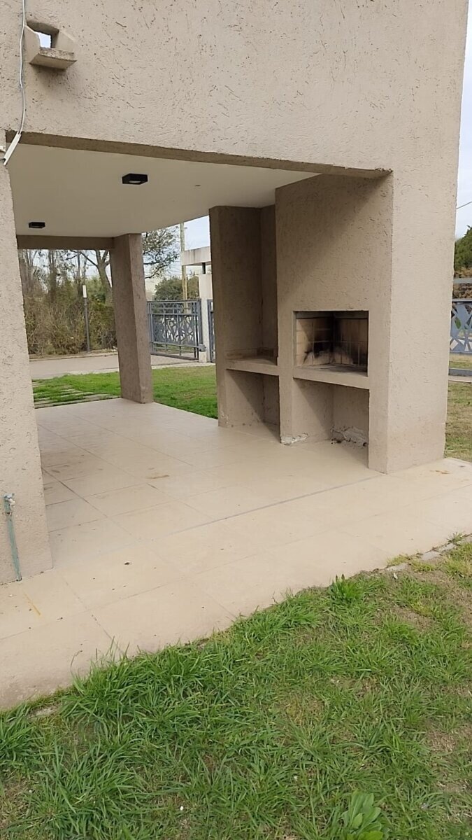 VENTA CASA EN HOUSING B° CAMPO NORTE - 11