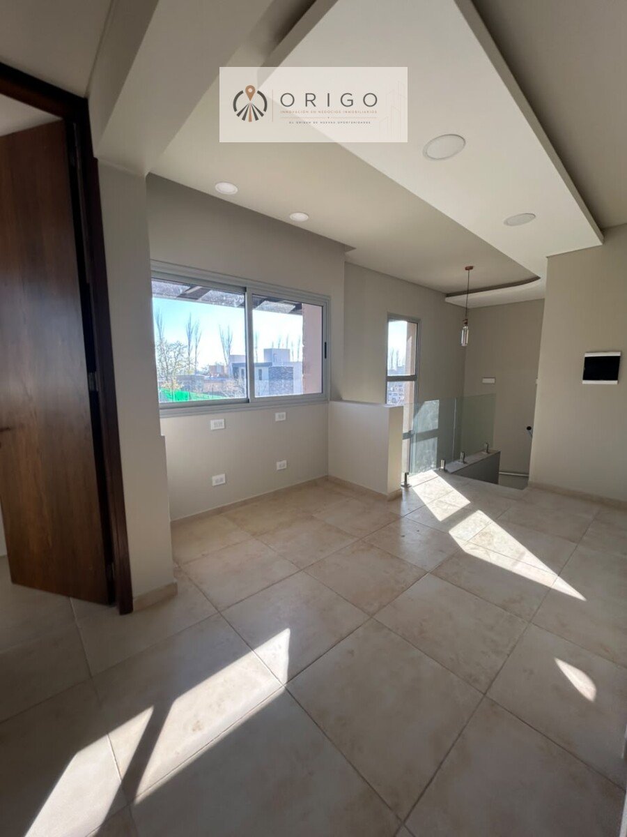 ORIGO NEGOCIOS INMOBILIARIOS OFRECE EN ALQUILER HERMOSA CASA EN CHACRAS BARRIO CIRO DE VIEYTES — foto 15
