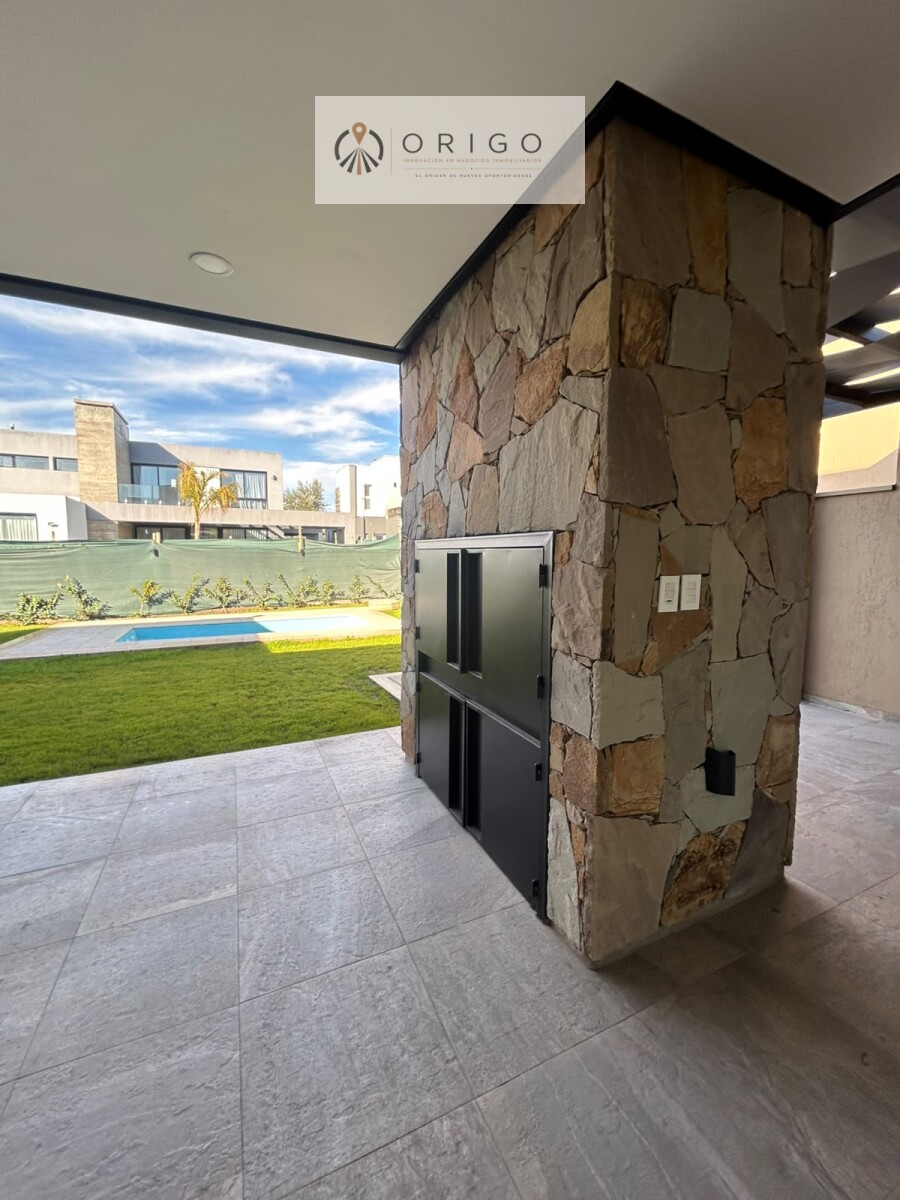 ORIGO NEGOCIOS INMOBILIARIOS OFRECE EN ALQUILER HERMOSA CASA EN CHACRAS BARRIO CIRO DE VIEYTES - 29