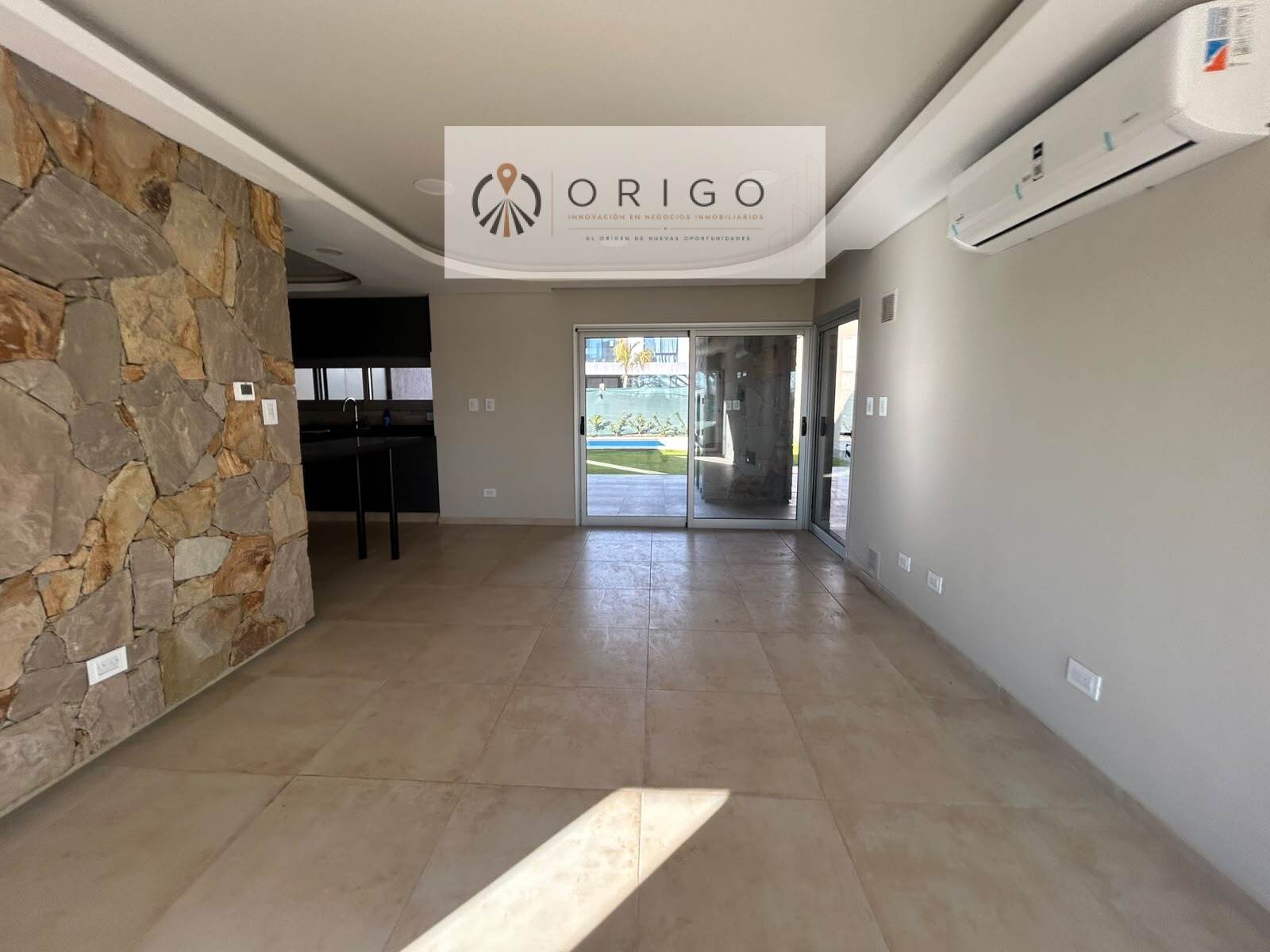 ORIGO NEGOCIOS INMOBILIARIOS OFRECE EN ALQUILER HERMOSA CASA EN CHACRAS BARRIO CIRO DE VIEYTES - 35