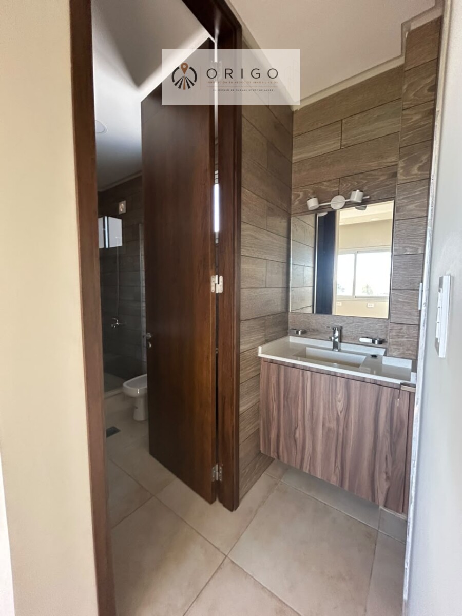 ORIGO NEGOCIOS INMOBILIARIOS OFRECE EN ALQUILER HERMOSA CASA EN CHACRAS BARRIO CIRO DE VIEYTES — foto 10
