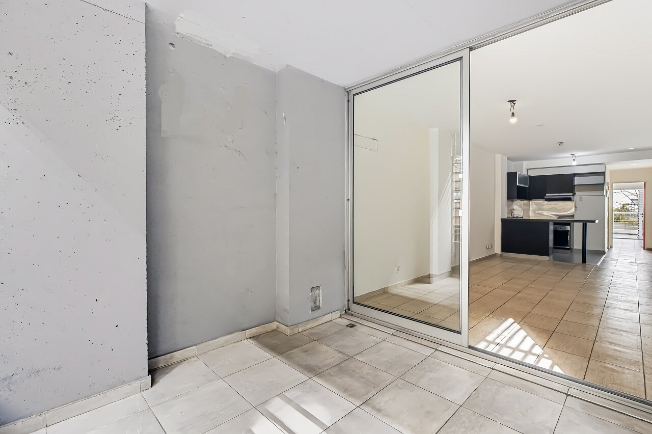 Venta Semipiso 2 Ambientes. Balcón Aterrazado y Patio. Frente. APTO CREDITO. PARRILLA. PILETA. SUM — foto 6
