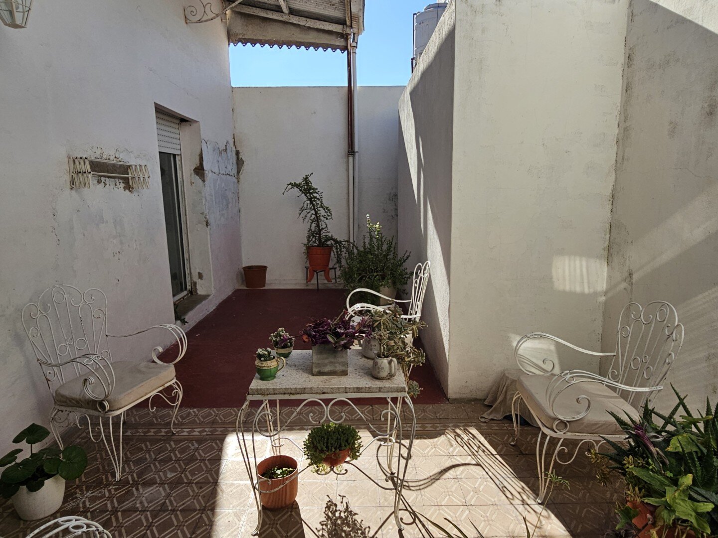 VENTA | Casa de 2 dormitorios con patio y terreno! Pte. Perón 640, casi 3 de Febrero - 17