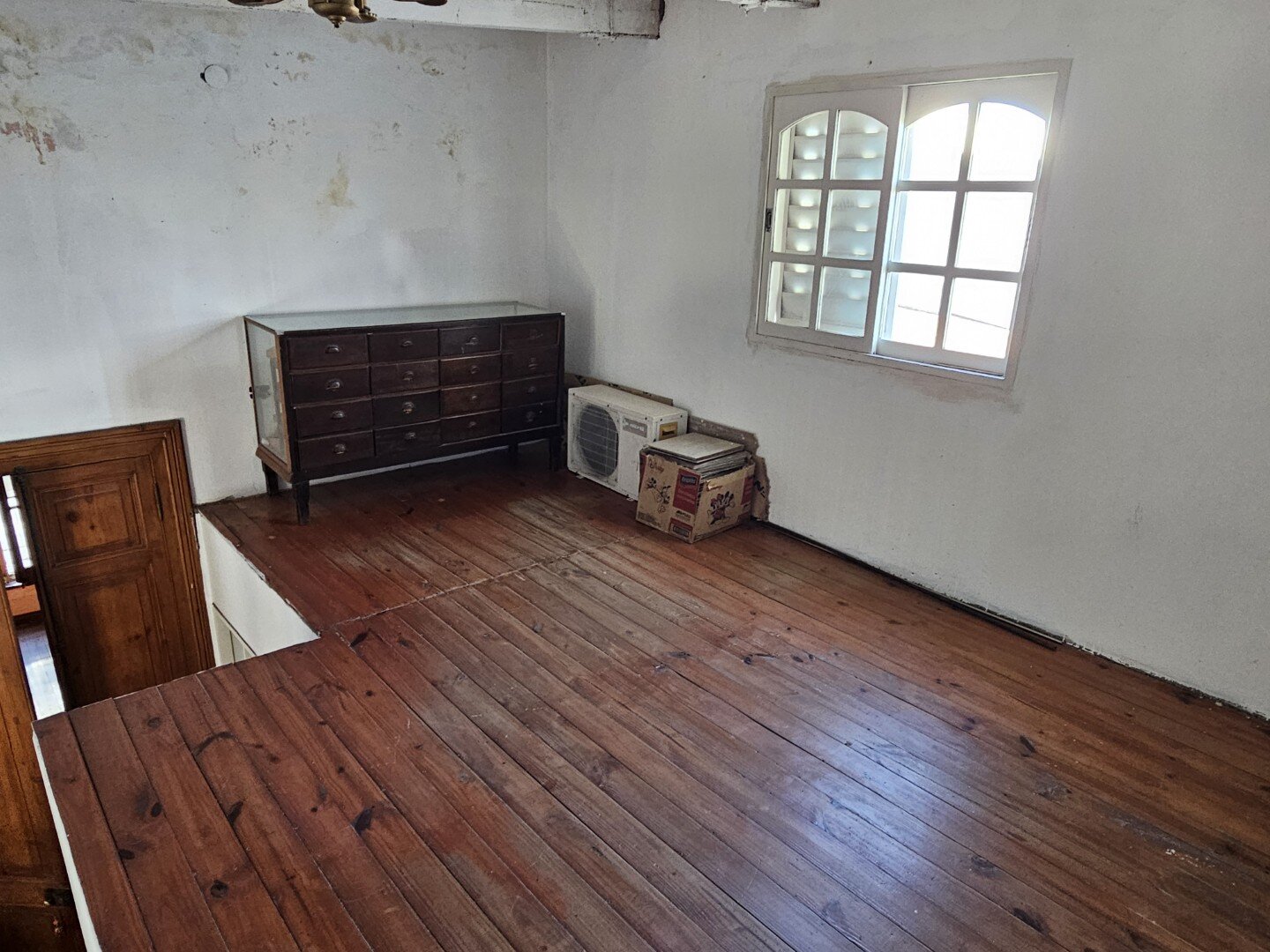 VENTA | Casa de 2 dormitorios con patio y terreno! Pte. Perón 640, casi 3 de Febrero - 22