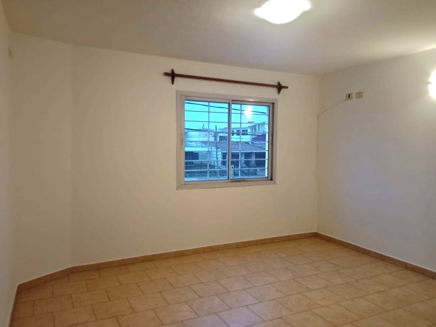 Alquilo Departamento B° Maipu. Sobre Av. Sabattini - Imagen 12