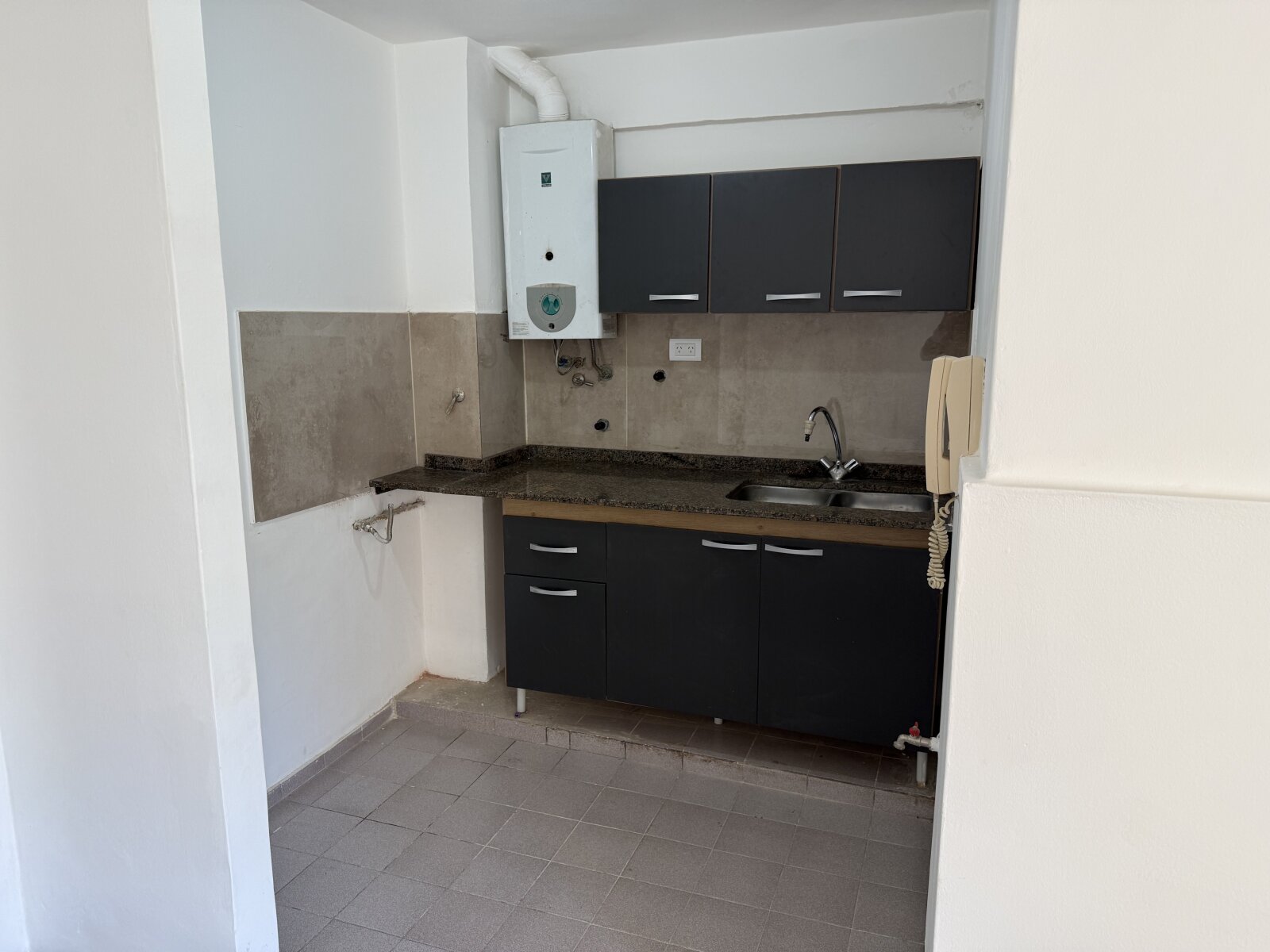 DPTO EN Nueva Cordoba - 1 DORM CON BALCON Chacabuco entre Ilia y Rondeau - escritura — foto 6