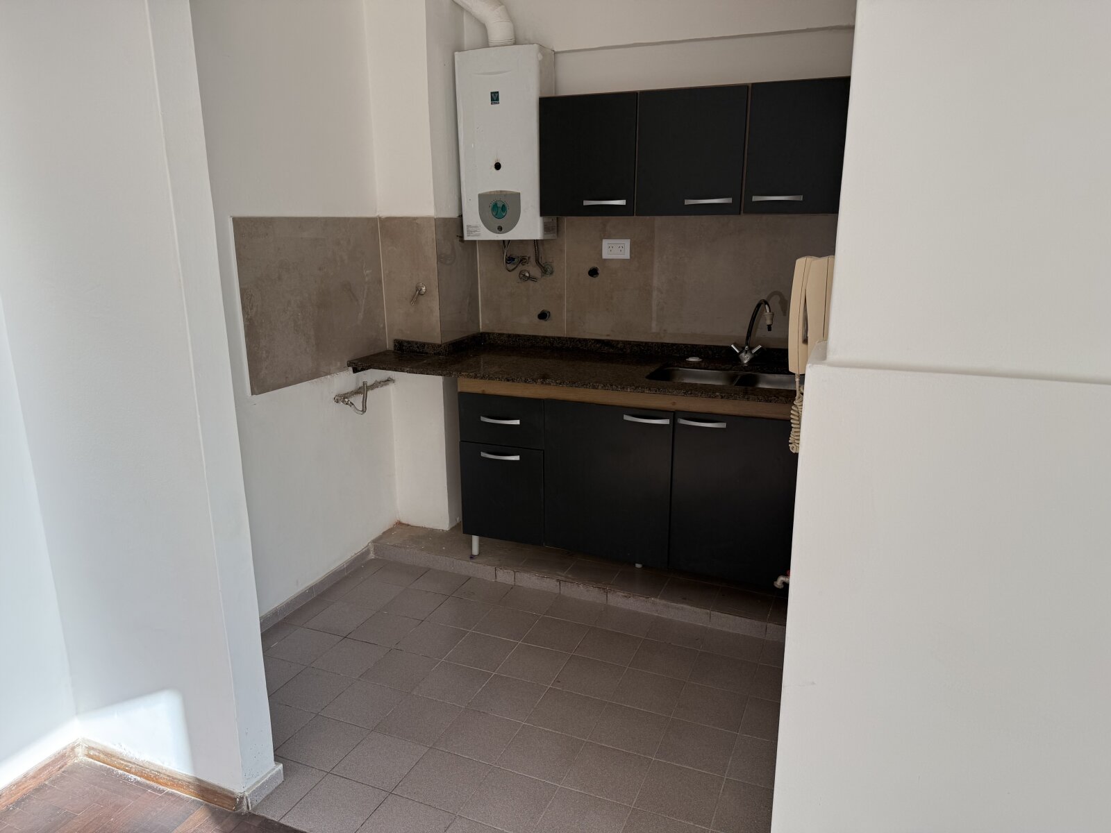 DPTO EN Nueva Cordoba - 1 DORM CON BALCON Chacabuco entre Ilia y Rondeau - escritura — foto 5