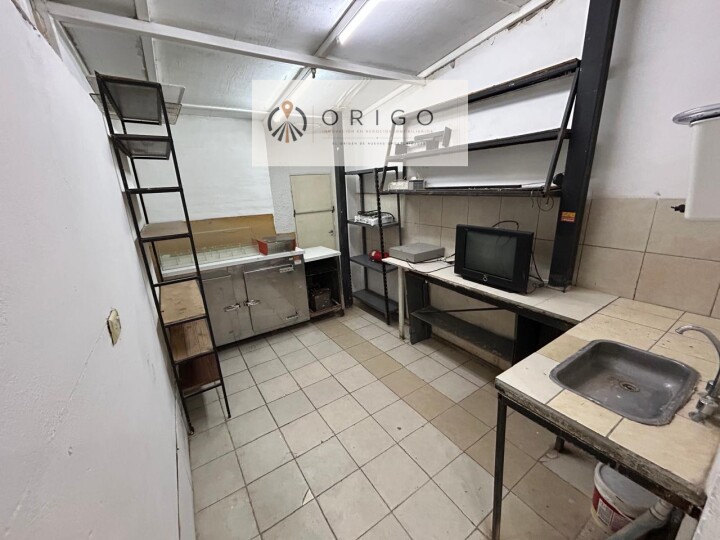 2 Locales en Luzuriaga. Maipú · foto 3