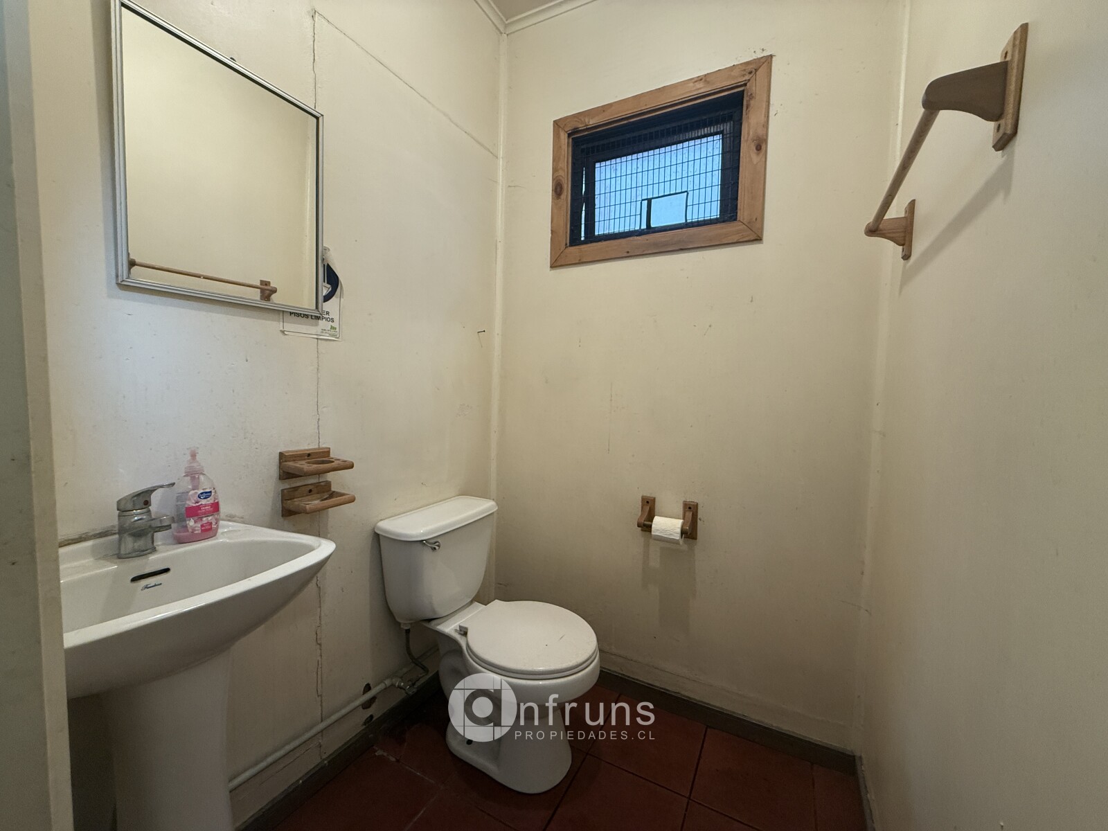 Local Comercial en Venta en Region de Aysen | 15 Dormitorios | 1 Baño | $850.000 - 3