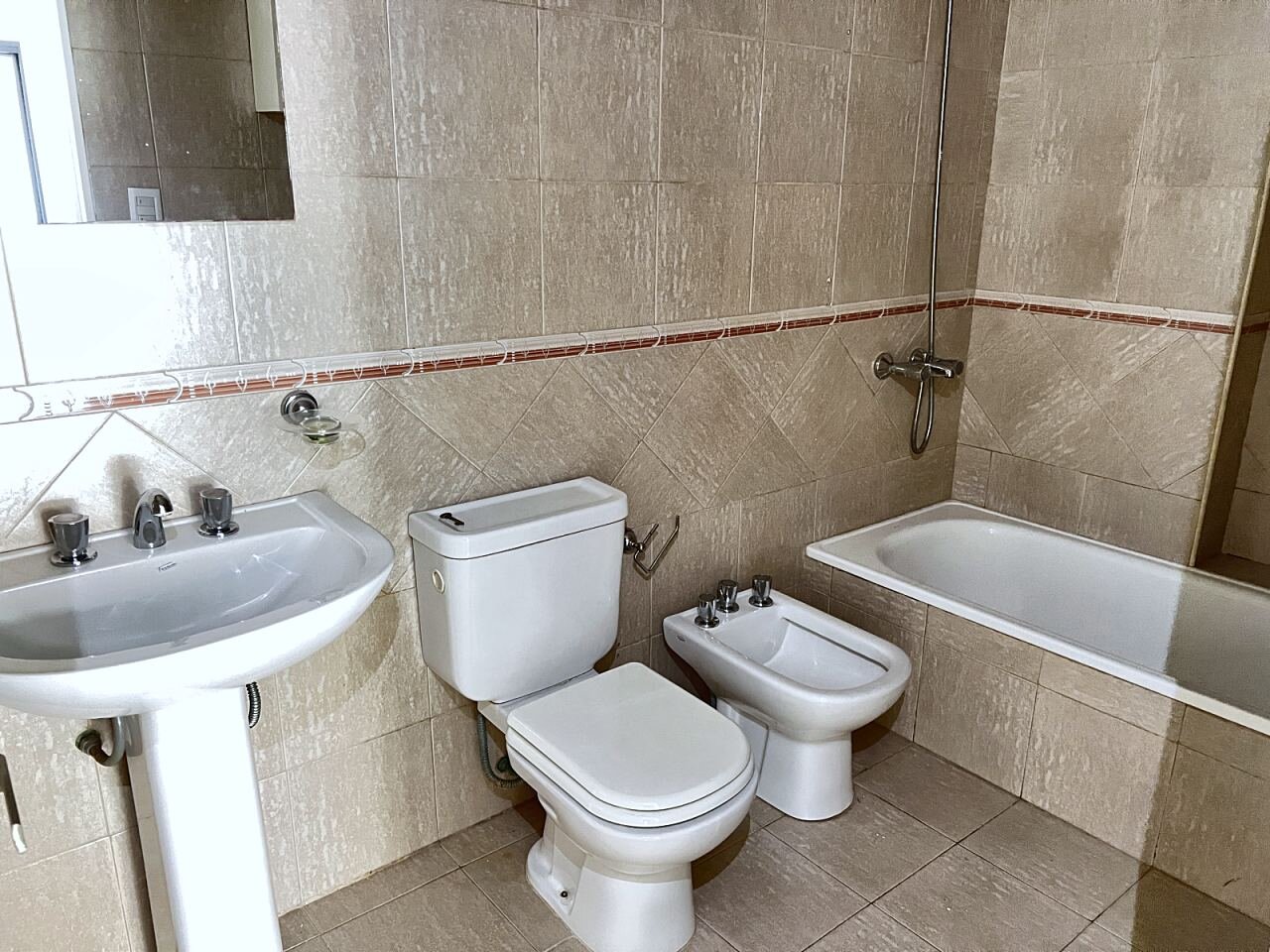 Departamento 1 dormitorio en venta con patio de 28 m², General Paz — foto 8
