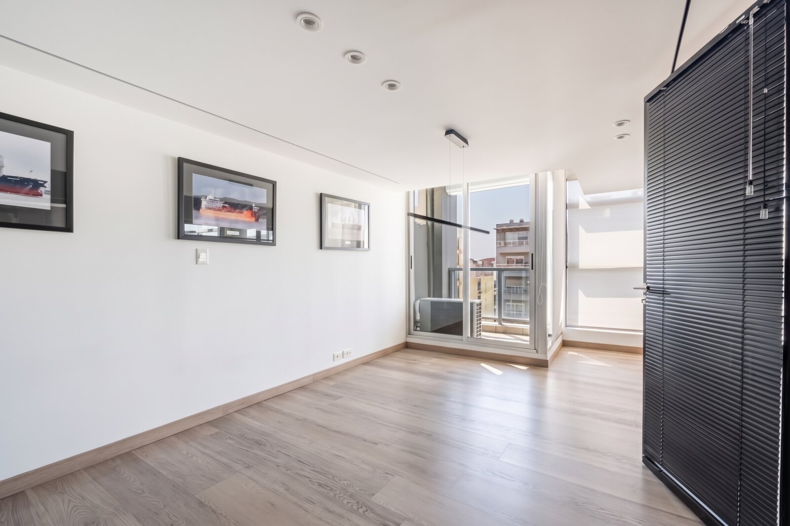 Oficina en venta sobre Libertador. Torre Aisenson — foto 4