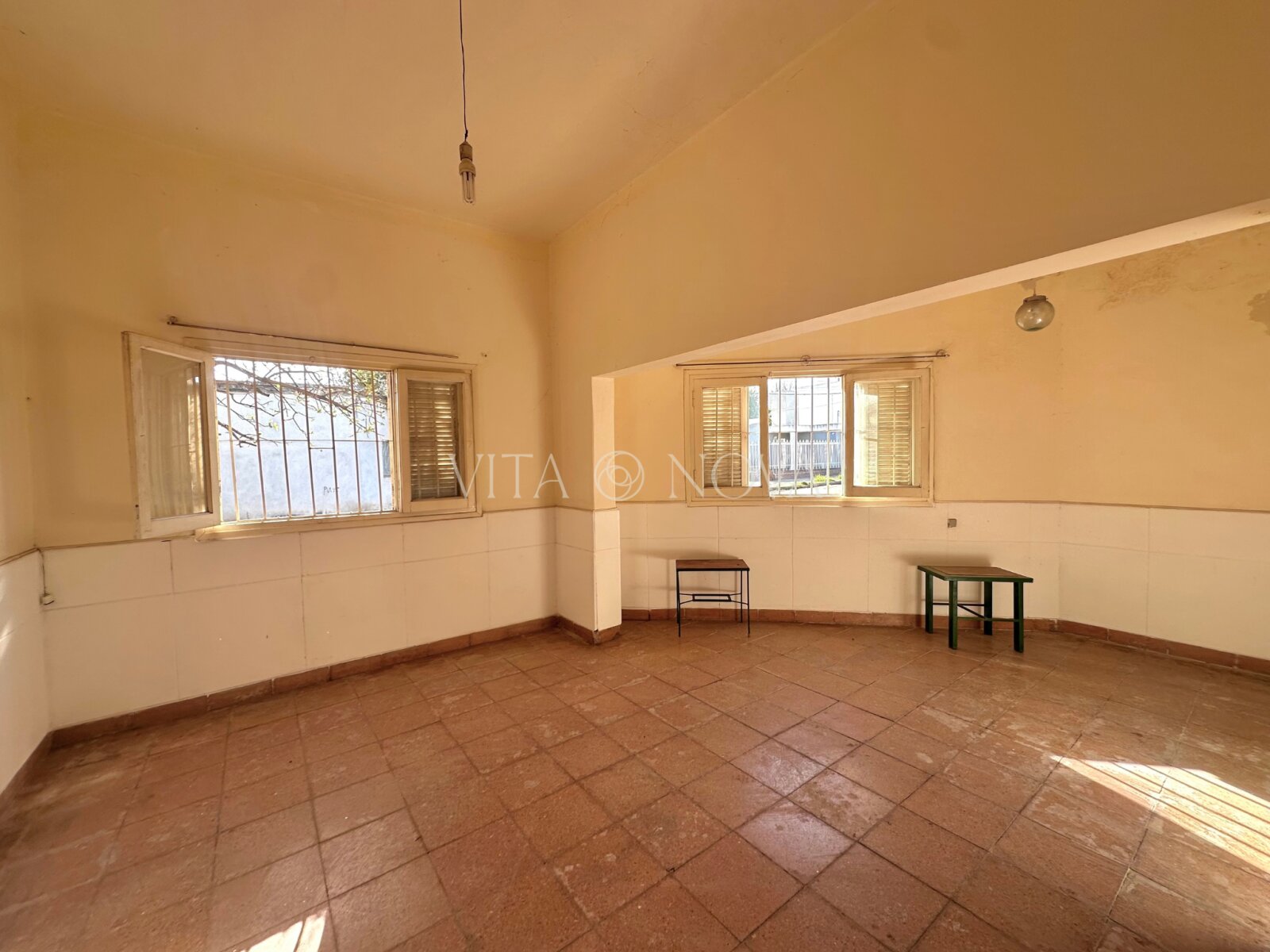 VENTA CASA - B° ZUMARÁN