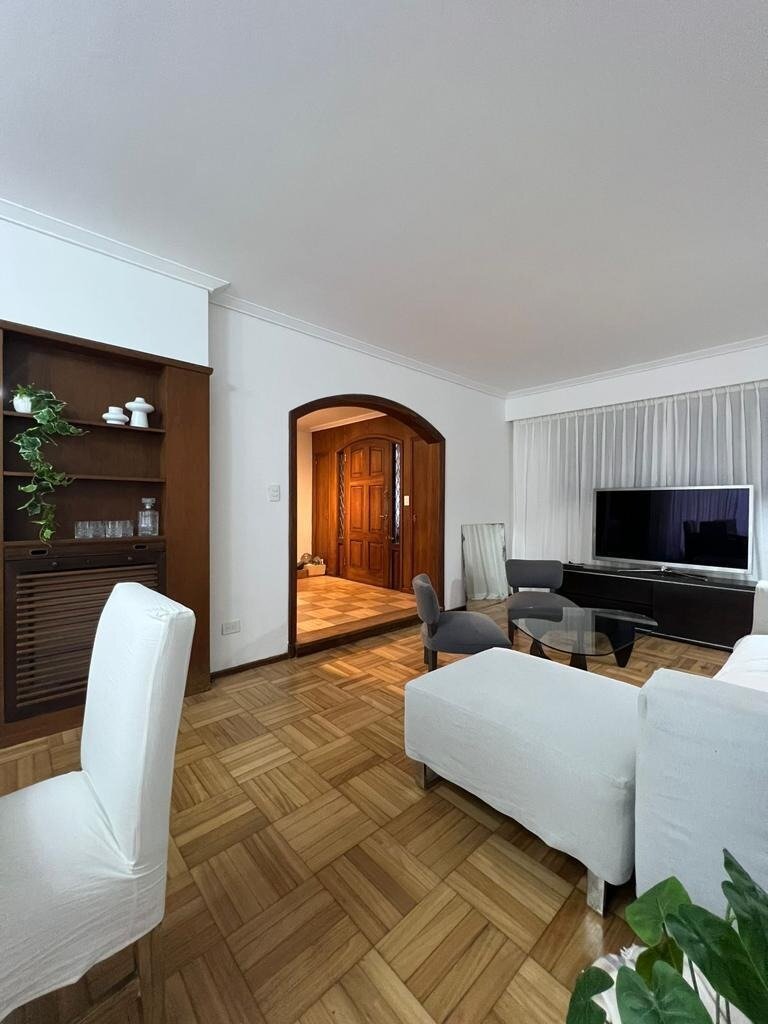 Belgrano, Blanco Encalada 2000, 5 amb, 179m2, u$s 2,200 + luz + gas + internet. — foto 15