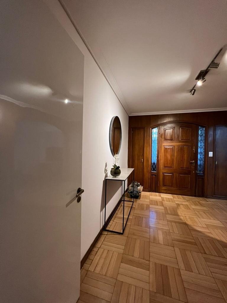 Belgrano, Blanco Encalada 2000, 5 amb, 179m2, u$s 2,200 + luz + gas + internet. — foto 2