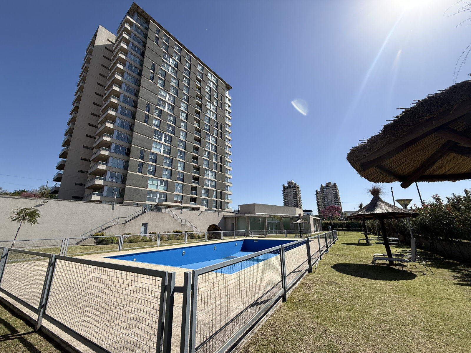 Departamento de 2 dormitorios en alquiler en Torre Milenica V
