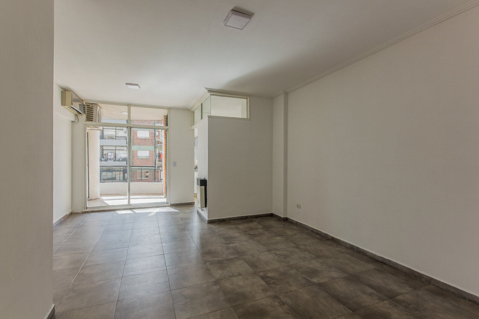 VENTA 2 AMBIENTES LUMINOSO, PISO ALTO BELGRANO/NUÑEZ — foto 3
