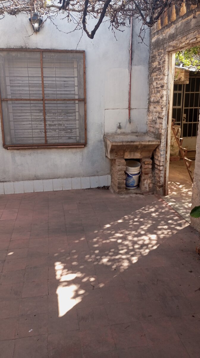 Oportunidad, casa en venta, 2 dormitorios, a 4 cuadras de Av Sabattini. Escritura — foto 15