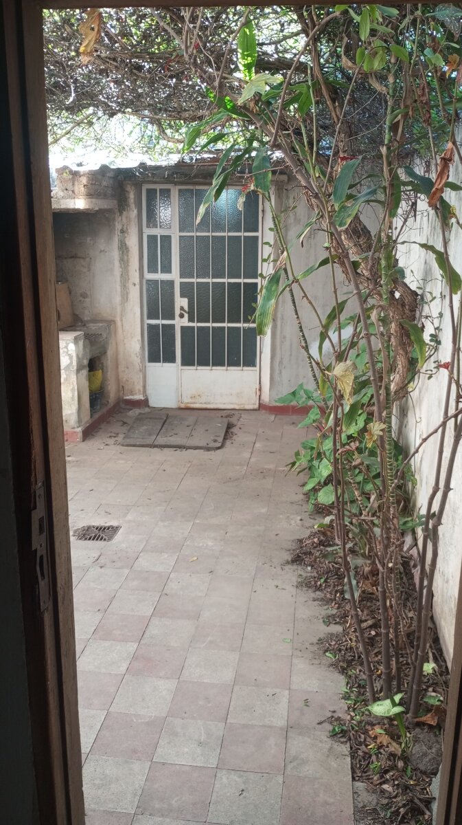 Oportunidad, casa en venta, 2 dormitorios, a 4 cuadras de Av Sabattini. Escritura - Imagen 16