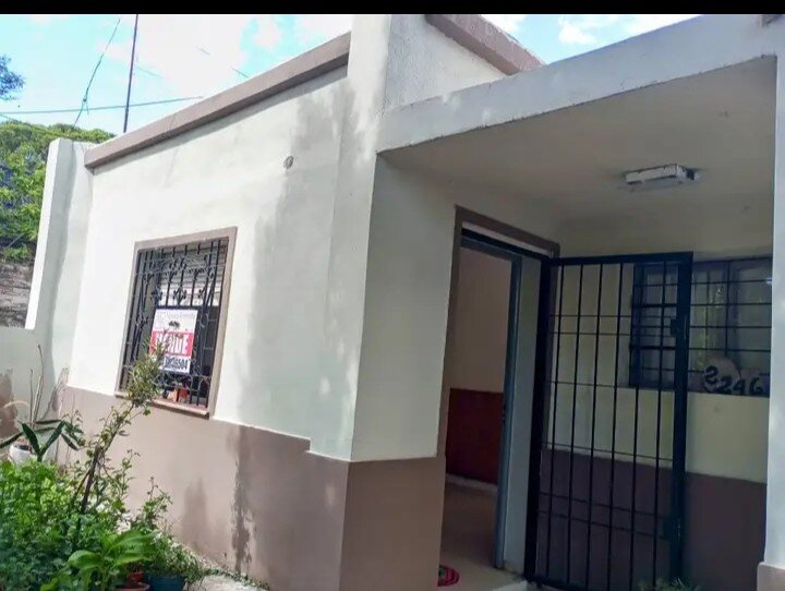 Oportunidad, casa en venta, 2 dormitorios, a 4 cuadras de Av Sabattini. Escritura — foto 8