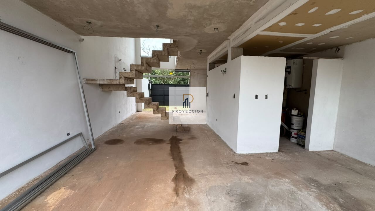 SE VENDE DUPLEX DE 2 DORMITORIOS EN POSADAS MISIONES - 2