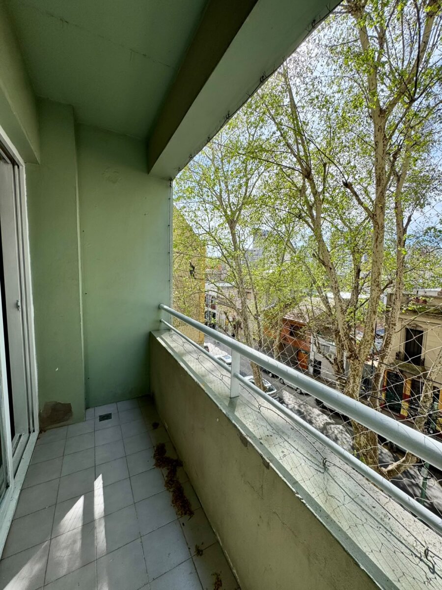 ALQUILER DEPARTAMENTO 3 AMBIENTES CON BALCON - FULL AMENITIES - AVENIDA BELGRANO 3200 - ALMAGRO — foto 2